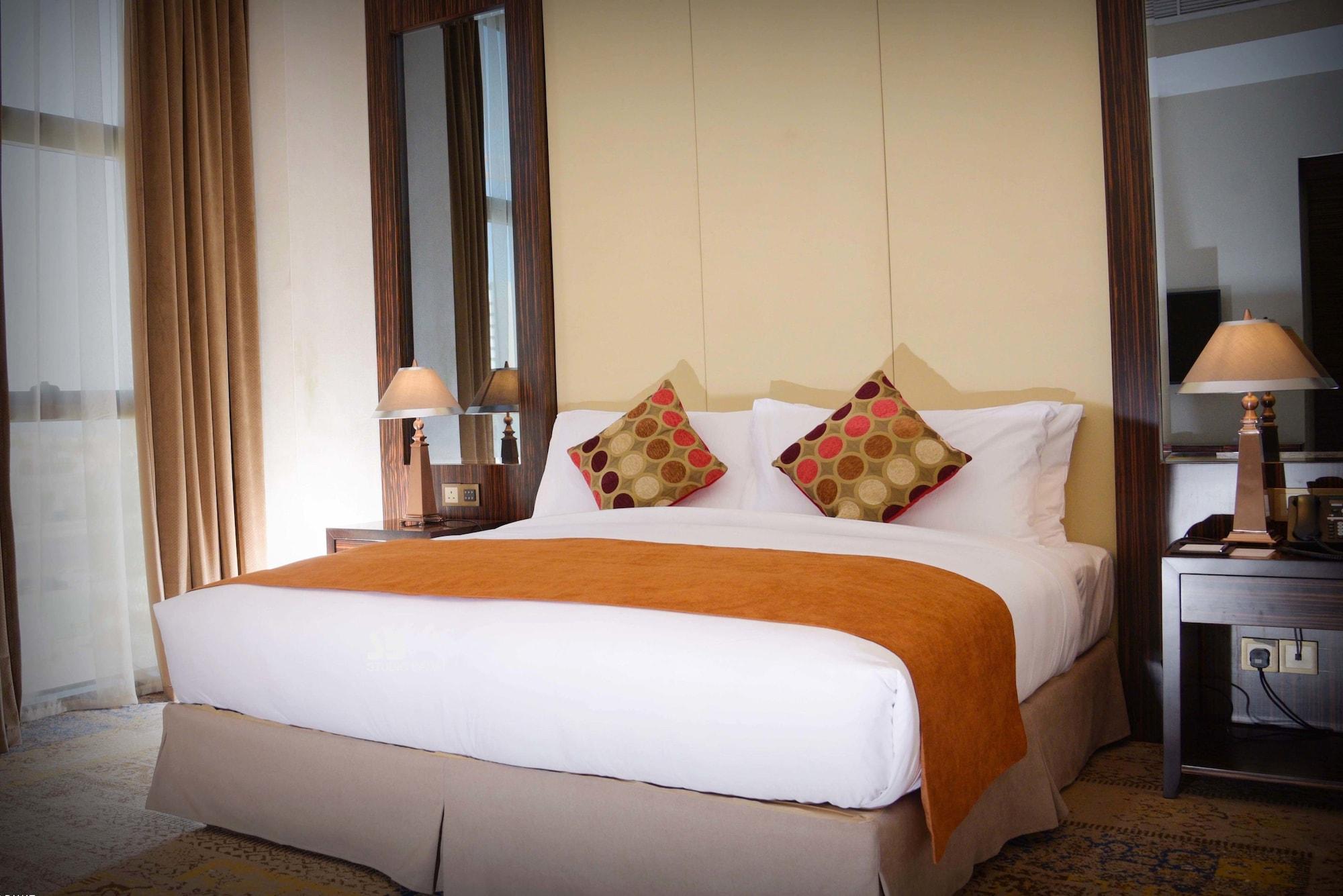 Warwick Al Khobar Hotel Exterior photo