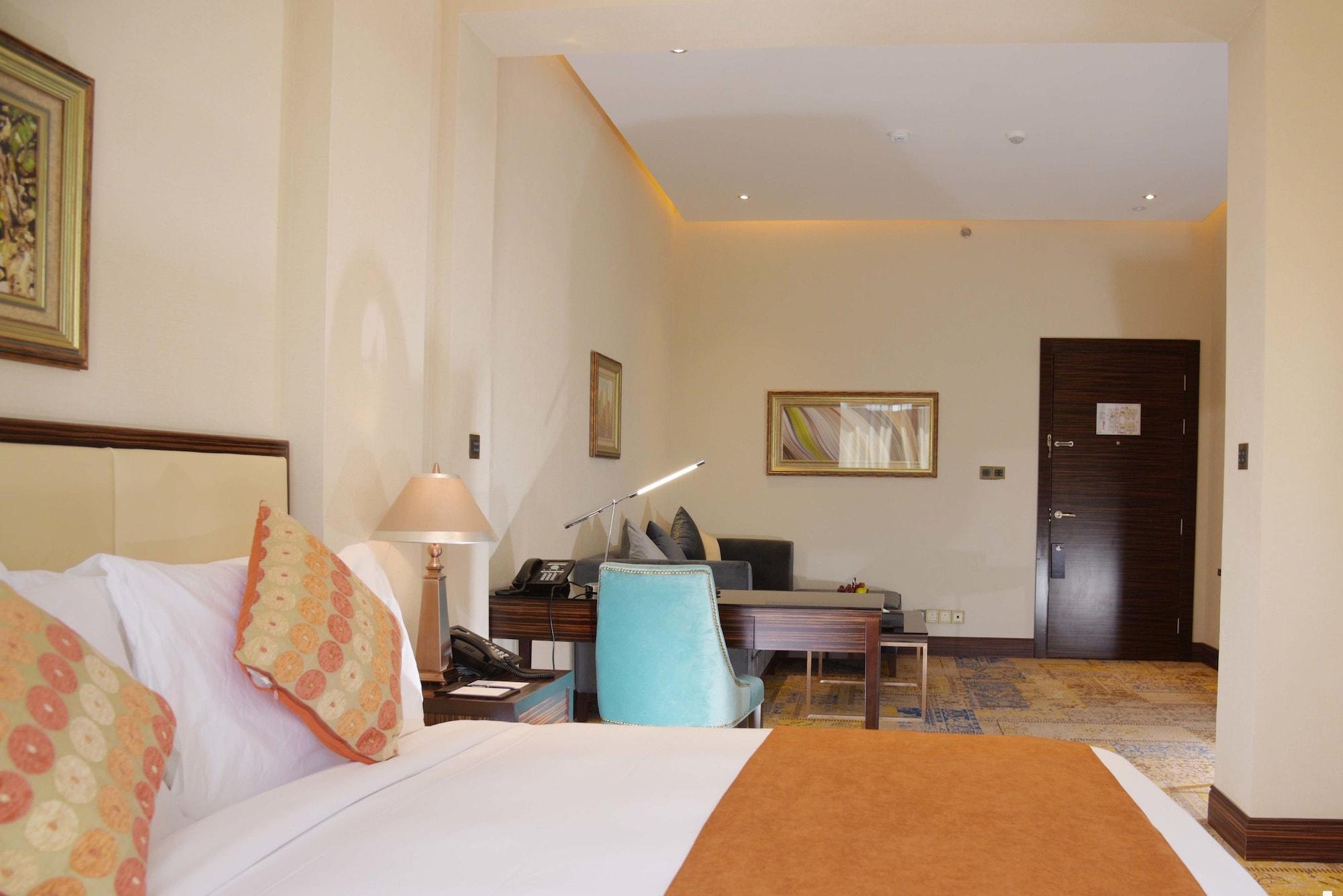 Warwick Al Khobar Hotel Exterior photo
