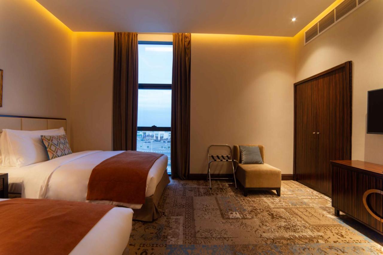 Warwick Al Khobar Hotel Exterior photo