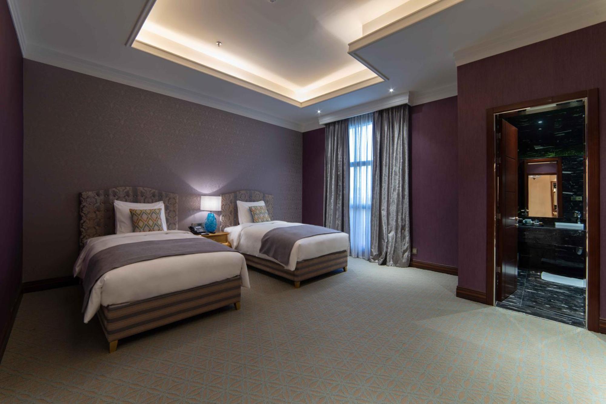 Warwick Al Khobar Hotel Exterior photo